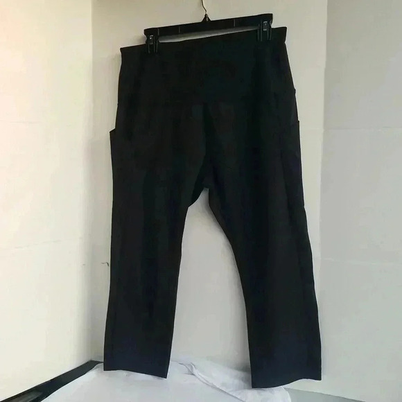 Sports Wear capri  with side pockets 2X - Picture 1 of 8